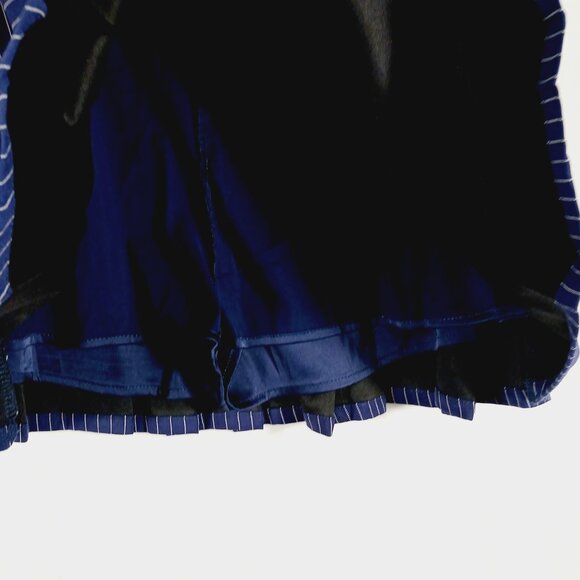 Akira, "What's the Tea" Navy Pinstripe Mini Pleated Skirt, Size XL, Inner Shorts - Picture 5 of 11
